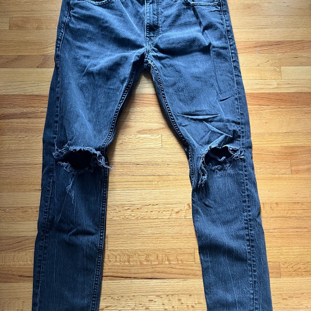 Men's Distressed Blue Jeans